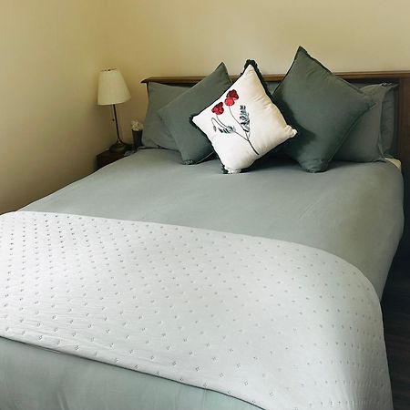 Oranhill Lodge Guesthouse Oranmore Eksteriør bilde